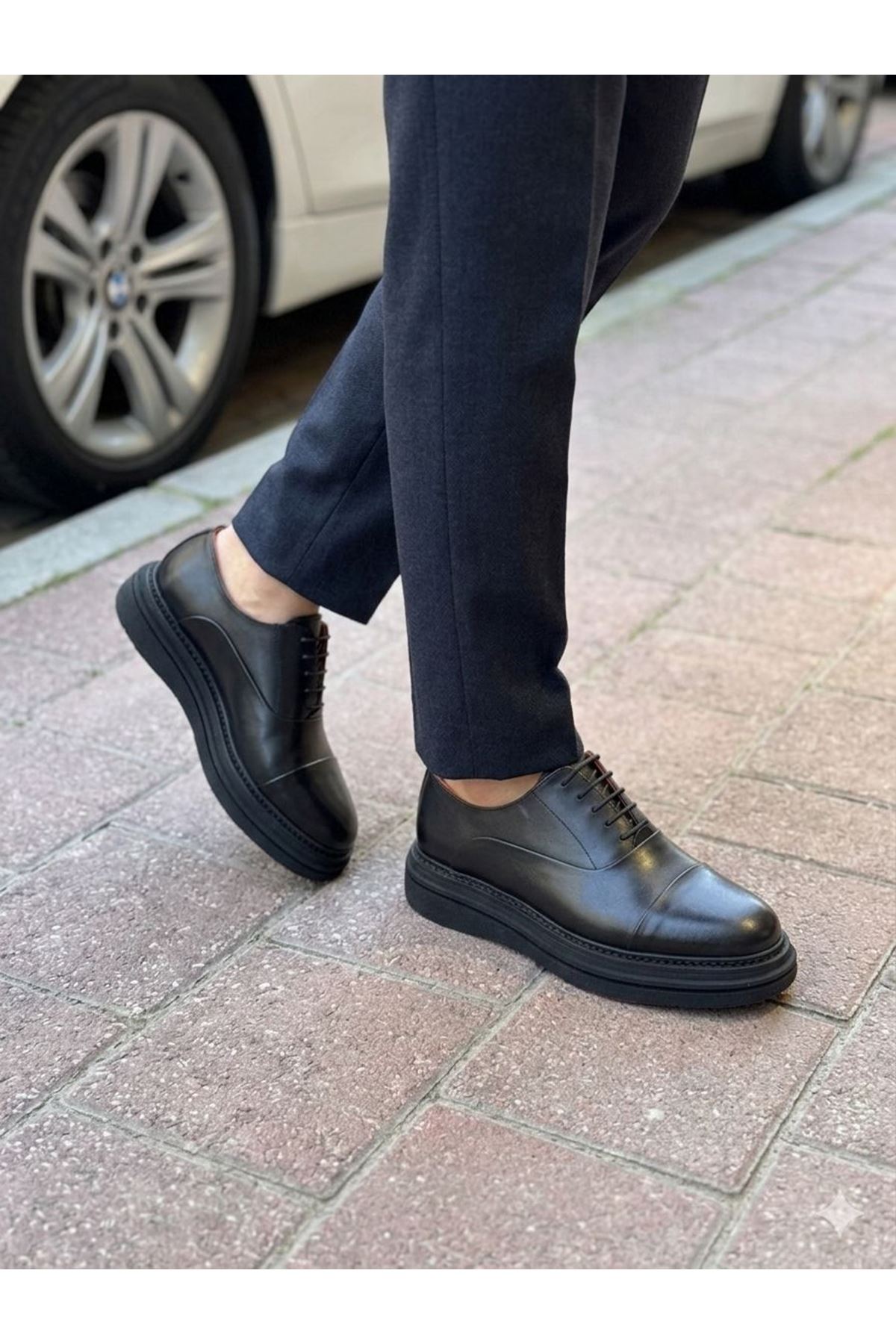 ARVANİ SİYAH DERİ CASUAL AYAKKABI