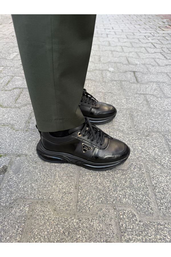 KONFORT TABAN DERİ SPOR AYAKKABI (SİYAH)